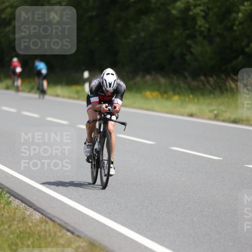 22.06.2025 - Viking Triathlon Yannick Fuchs http://msf.ph/oto/8100924 22.06.2025 12:04:22 Radfahren 75, 233, 524, 532, 650 meine-sportfotos.de