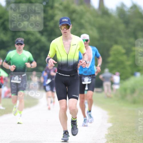 22.06.2025 - Viking Triathlon H.Heesch http://msf.ph/oto/8100931 22.06.2025 13:35:02 Laufen 148, 237, 505 meine-sportfotos.de