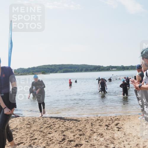22.06.2025 - Viking Triathlon MichiJ http://msf.ph/oto/8100954 22.06.2025 10:45:09 Schwimmen 39, 68, 168, 346, 493, 503 meine-sportfotos.de