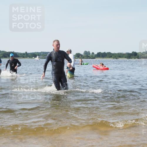22.06.2025 - Viking Triathlon KatJ http://msf.ph/oto/8101071 22.06.2025 10:33:30 Schwimmen 28, 38, 255, 300, 304, 348, 382, 457, 522, 524, 608 meine-sportfotos.de