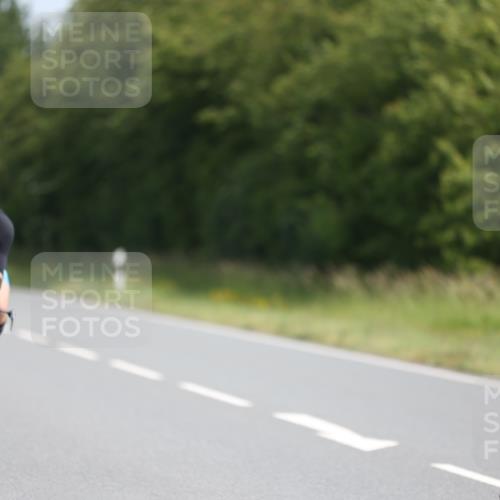22.06.2025 - Viking Triathlon Yannick Fuchs http://msf.ph/oto/8101079 22.06.2025 11:25:31 Radfahren 9, 90, 185, 195, 198, 228, 384, 390, 401, 500, 534 meine-sportfotos.de