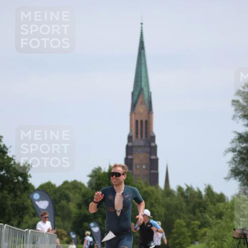22.06.2025 - Viking Triathlon H.Heesch http://msf.ph/oto/8101114 22.06.2025 12:55:07 Laufen 152, 458 meine-sportfotos.de
