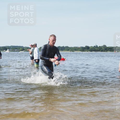 22.06.2025 - Viking Triathlon KatJ http://msf.ph/oto/8101116 22.06.2025 10:33:31 Schwimmen 28, 38, 255, 300, 304, 348, 382, 457, 522, 524, 608 meine-sportfotos.de
