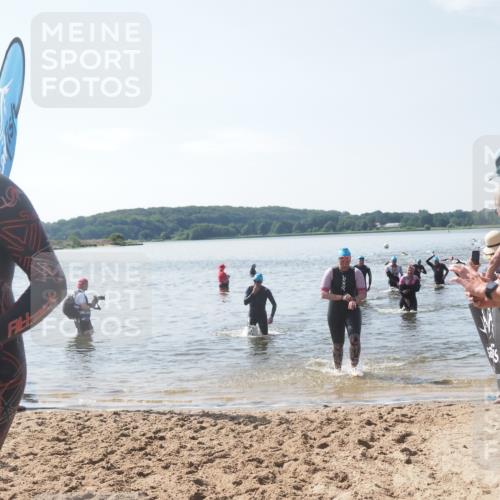 22.06.2025 - Viking Triathlon MichiJ http://msf.ph/oto/8101129 22.06.2025 10:45:22 Schwimmen 68, 102, 108, 503, 605 meine-sportfotos.de