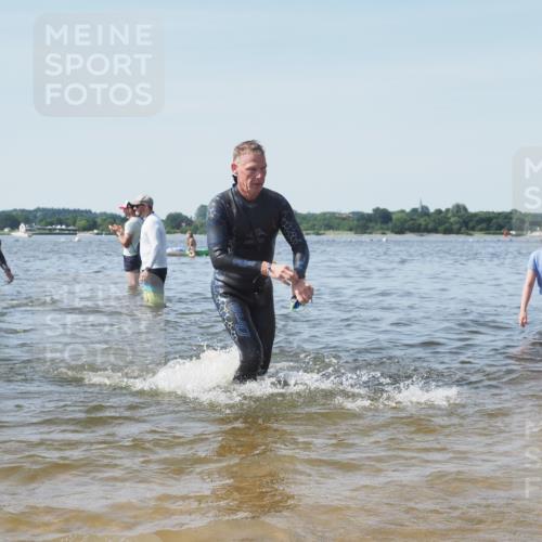 22.06.2025 - Viking Triathlon KatJ http://msf.ph/oto/8101141 22.06.2025 10:33:31 Schwimmen 28, 38, 255, 300, 304, 348, 382, 457, 522, 524, 608 meine-sportfotos.de