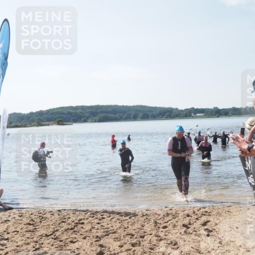 22.06.2025 - Viking Triathlon MichiJ http://msf.ph/oto/8101171 22.06.2025 10:45:23 Schwimmen 68, 102, 108, 503, 605 meine-sportfotos.de