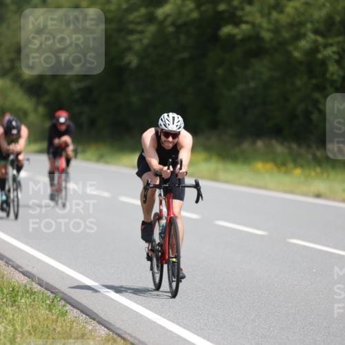 22.06.2025 - Viking Triathlon Yannick Fuchs http://msf.ph/oto/8101216 22.06.2025 12:04:34 Radfahren 15, 175, 270, 296, 399, 412, 430, 533 meine-sportfotos.de