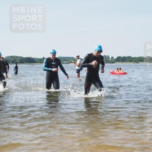 22.06.2025 - Viking Triathlon KatJ http://msf.ph/oto/8101222 22.06.2025 10:33:35 Schwimmen 5, 38, 149, 255, 300, 304, 348, 382, 457, 522, 524 meine-sportfotos.de