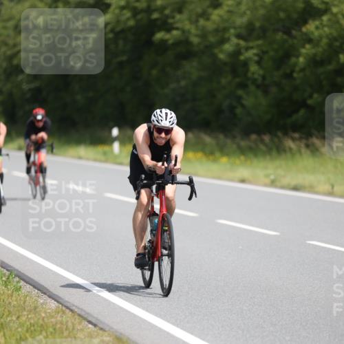 22.06.2025 - Viking Triathlon Yannick Fuchs http://msf.ph/oto/8101230 22.06.2025 12:04:34 Radfahren 15, 175, 270, 296, 399, 412, 430, 533 meine-sportfotos.de