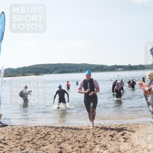 22.06.2025 - Viking Triathlon MichiJ http://msf.ph/oto/8101236 22.06.2025 10:45:24 Schwimmen 68, 102, 108, 466, 503, 605 meine-sportfotos.de