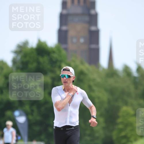 22.06.2025 - Viking Triathlon H.Heesch http://msf.ph/oto/8101254 22.06.2025 12:55:13 Laufen 381, 458 meine-sportfotos.de