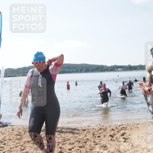 22.06.2025 - Viking Triathlon MichiJ http://msf.ph/oto/8101289 22.06.2025 10:45:27 Schwimmen 68, 102, 108, 197, 466, 605 meine-sportfotos.de