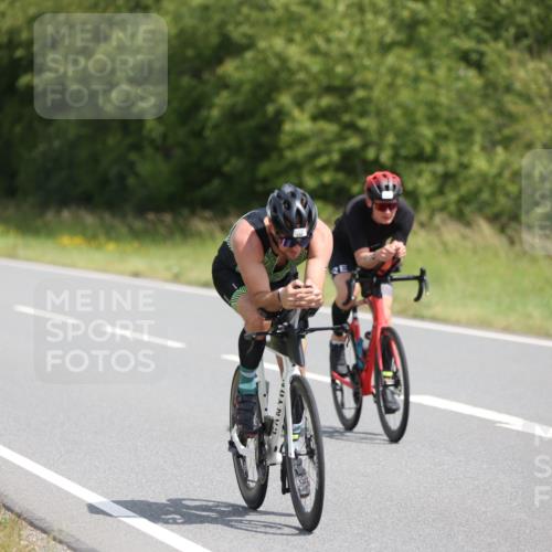 22.06.2025 - Viking Triathlon Yannick Fuchs http://msf.ph/oto/8101296 22.06.2025 12:04:37 Radfahren 15, 175, 270, 296, 385, 399, 412, 430, 533, 554 meine-sportfotos.de