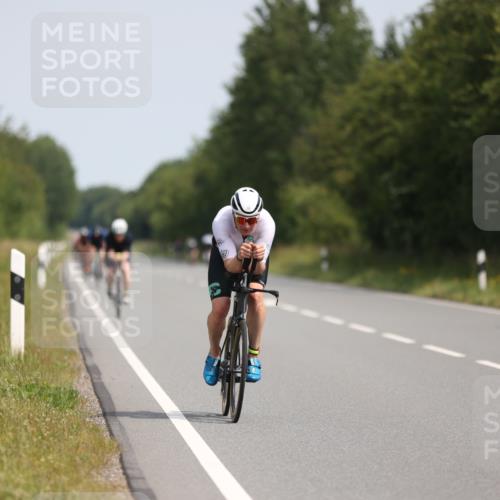 22.06.2025 - Viking Triathlon Yannick Fuchs http://msf.ph/oto/8101298 22.06.2025 11:25:48 Radfahren 52, 295, 344, 475 meine-sportfotos.de