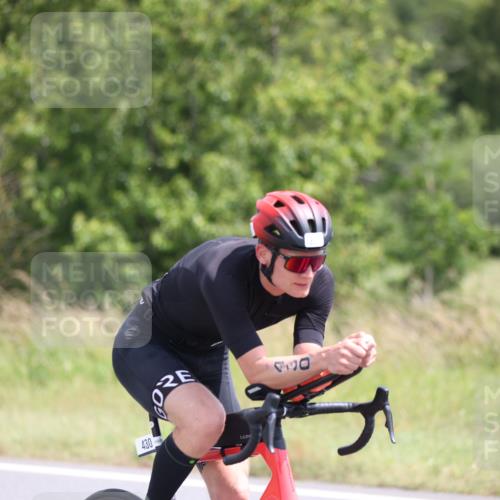 22.06.2025 - Viking Triathlon Yannick Fuchs http://msf.ph/oto/8101333 22.06.2025 12:04:38 Radfahren 15, 296, 362, 385, 399, 412, 430, 533, 554 meine-sportfotos.de