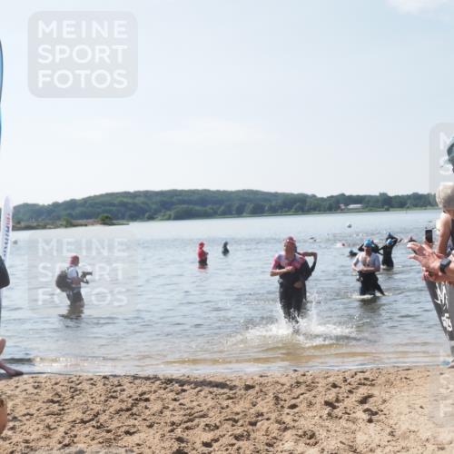 22.06.2025 - Viking Triathlon MichiJ http://msf.ph/oto/8101344 22.06.2025 10:45:29 Schwimmen 68, 102, 108, 197, 466, 605 meine-sportfotos.de