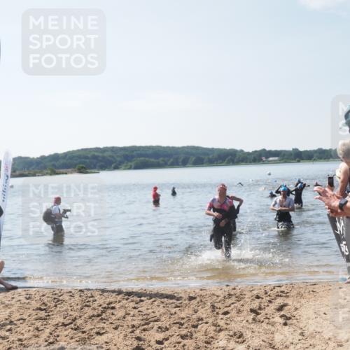 22.06.2025 - Viking Triathlon MichiJ http://msf.ph/oto/8101351 22.06.2025 10:45:29 Schwimmen 68, 102, 108, 197, 466, 605 meine-sportfotos.de