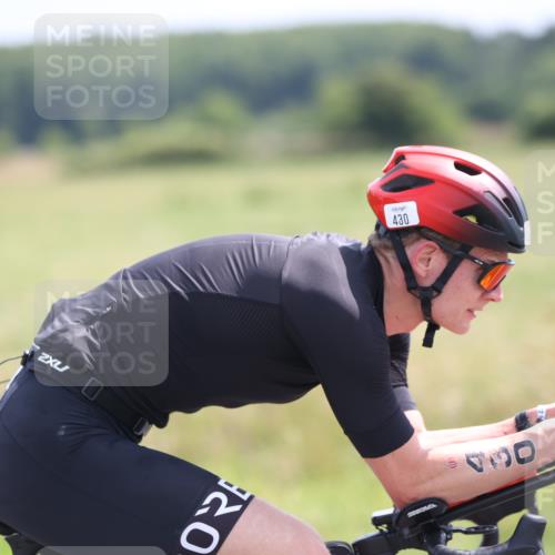 22.06.2025 - Viking Triathlon Yannick Fuchs http://msf.ph/oto/8101366 22.06.2025 12:04:39 Radfahren 15, 101, 296, 362, 385, 399, 412, 430, 533, 554 meine-sportfotos.de