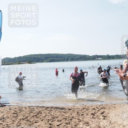 22.06.2025 - Viking Triathlon MichiJ http://msf.ph/oto/8101371 22.06.2025 10:45:30 Schwimmen 68, 102, 108, 197, 466, 605 meine-sportfotos.de
