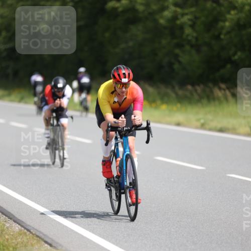 22.06.2025 - Viking Triathlon Yannick Fuchs http://msf.ph/oto/8101394 22.06.2025 12:04:45 Radfahren 9, 15, 26, 80, 101, 272, 299, 362, 385, 496, 554 meine-sportfotos.de
