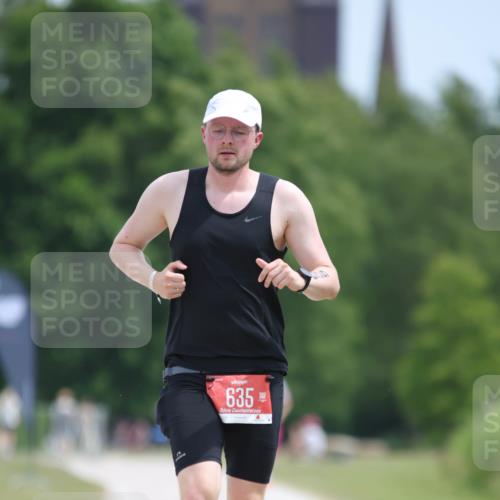 22.06.2025 - Viking Triathlon H.Heesch http://msf.ph/oto/8101397 22.06.2025 12:55:39 Laufen 635 meine-sportfotos.de