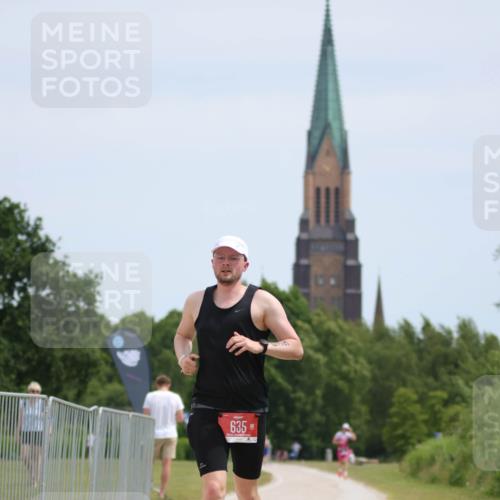 22.06.2025 - Viking Triathlon H.Heesch http://msf.ph/oto/8101429 22.06.2025 12:55:41 Laufen 635 meine-sportfotos.de