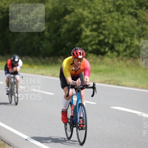 22.06.2025 - Viking Triathlon Yannick Fuchs http://msf.ph/oto/8101439 22.06.2025 12:04:45 Radfahren 9, 15, 26, 80, 101, 272, 299, 362, 385, 496, 554 meine-sportfotos.de