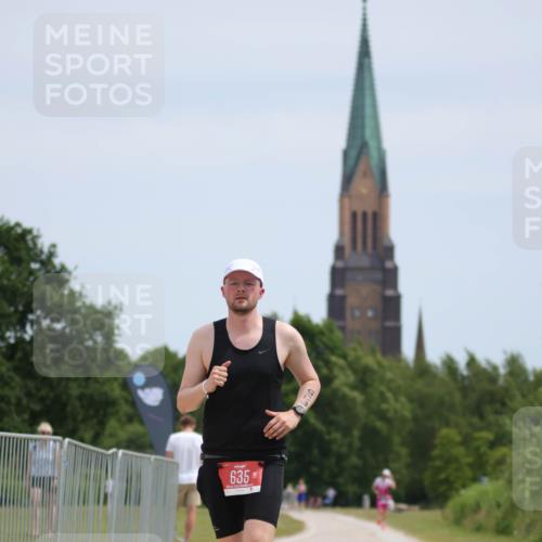 22.06.2025 - Viking Triathlon H.Heesch http://msf.ph/oto/8101458 22.06.2025 12:55:41 Laufen 635 meine-sportfotos.de