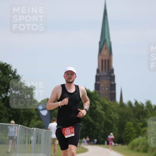 22.06.2025 - Viking Triathlon H.Heesch http://msf.ph/oto/8101469 22.06.2025 12:55:41 Laufen 635 meine-sportfotos.de