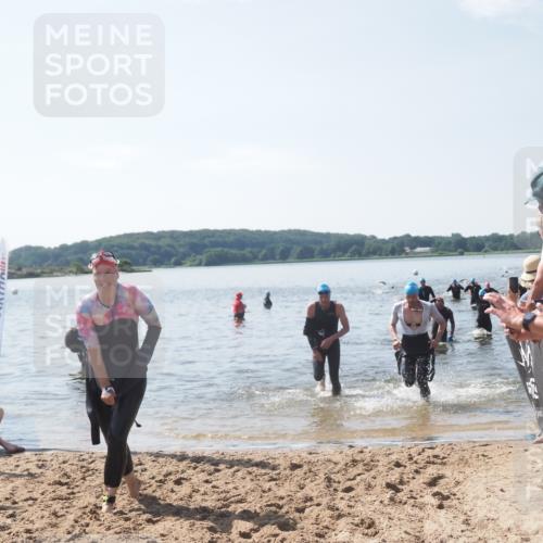 22.06.2025 - Viking Triathlon MichiJ http://msf.ph/oto/8101472 22.06.2025 10:45:33 Schwimmen 102, 108, 197, 466, 519, 605 meine-sportfotos.de