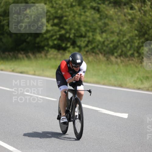 22.06.2025 - Viking Triathlon Yannick Fuchs http://msf.ph/oto/8101479 22.06.2025 12:04:46 Radfahren 9, 15, 26, 80, 101, 272, 299, 362, 385, 496, 554 meine-sportfotos.de