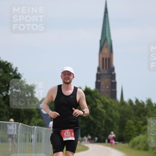22.06.2025 - Viking Triathlon H.Heesch http://msf.ph/oto/8101488 22.06.2025 12:55:42 Laufen 635 meine-sportfotos.de