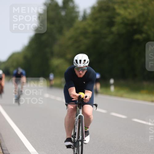 22.06.2025 - Viking Triathlon Yannick Fuchs http://msf.ph/oto/8101491 22.06.2025 11:25:54 Radfahren 117, 295, 325, 344, 451, 475, 499 meine-sportfotos.de