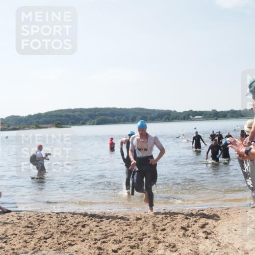 22.06.2025 - Viking Triathlon MichiJ http://msf.ph/oto/8101509 22.06.2025 10:45:34 Schwimmen 102, 108, 197, 466, 519, 605 meine-sportfotos.de