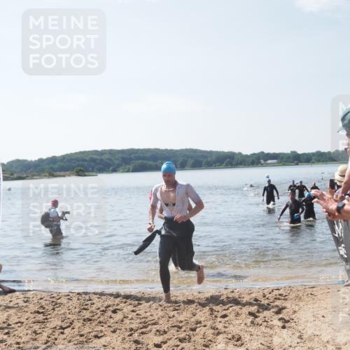 22.06.2025 - Viking Triathlon MichiJ http://msf.ph/oto/8101530 22.06.2025 10:45:34 Schwimmen 102, 108, 197, 466, 519, 605 meine-sportfotos.de