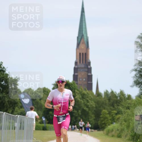 22.06.2025 - Viking Triathlon H.Heesch http://msf.ph/oto/8101539 22.06.2025 12:55:57 Laufen 287 meine-sportfotos.de
