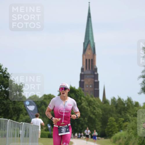 22.06.2025 - Viking Triathlon H.Heesch http://msf.ph/oto/8101558 22.06.2025 12:55:57 Laufen 287 meine-sportfotos.de