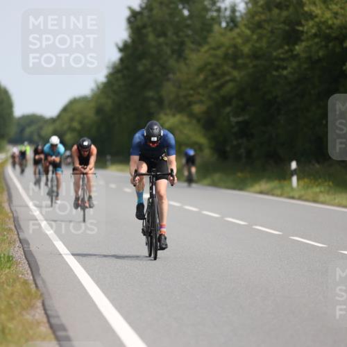 22.06.2025 - Viking Triathlon Yannick Fuchs http://msf.ph/oto/8101561 22.06.2025 11:25:56 Radfahren 117, 325, 344, 451, 475, 499 meine-sportfotos.de