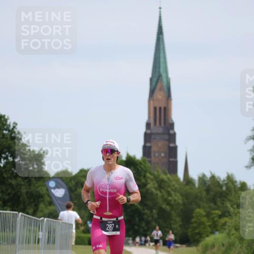 22.06.2025 - Viking Triathlon H.Heesch http://msf.ph/oto/8101571 22.06.2025 12:55:57 Laufen 287 meine-sportfotos.de