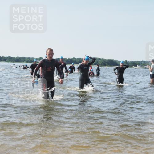 22.06.2025 - Viking Triathlon KatJ http://msf.ph/oto/8101581 22.06.2025 10:33:49 Schwimmen 5, 50, 75, 149, 184, 229, 242, 255, 304, 348, 349, 438, 457, 540 meine-sportfotos.de