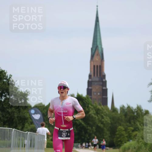 22.06.2025 - Viking Triathlon H.Heesch http://msf.ph/oto/8101583 22.06.2025 12:55:57 Laufen 287 meine-sportfotos.de
