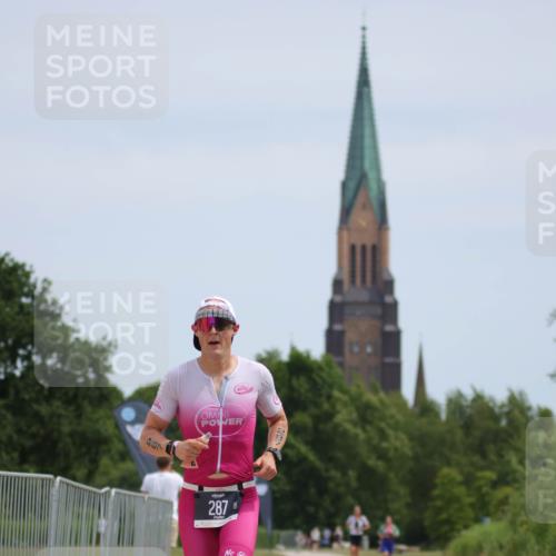 22.06.2025 - Viking Triathlon H.Heesch http://msf.ph/oto/8101606 22.06.2025 12:55:57 Laufen 287 meine-sportfotos.de