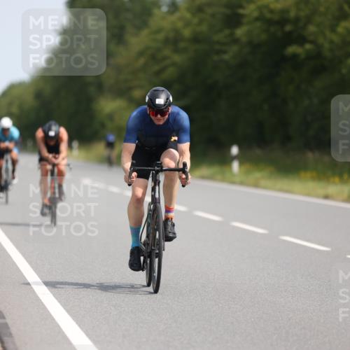 22.06.2025 - Viking Triathlon Yannick Fuchs http://msf.ph/oto/8101609 22.06.2025 11:25:57 Radfahren 117, 325, 344, 451, 475, 499 meine-sportfotos.de