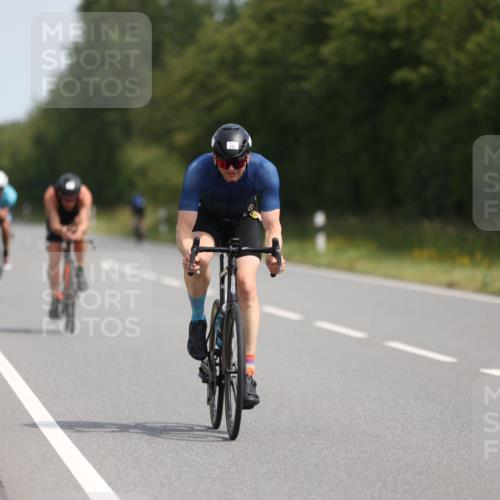 22.06.2025 - Viking Triathlon Yannick Fuchs http://msf.ph/oto/8101614 22.06.2025 11:25:57 Radfahren 117, 325, 344, 451, 475, 499 meine-sportfotos.de