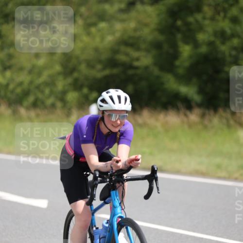 22.06.2025 - Viking Triathlon Yannick Fuchs http://msf.ph/oto/8101636 22.06.2025 12:04:50 Radfahren 9, 26, 80, 101, 170, 272, 273, 299, 362, 385, 496, 554 meine-sportfotos.de
