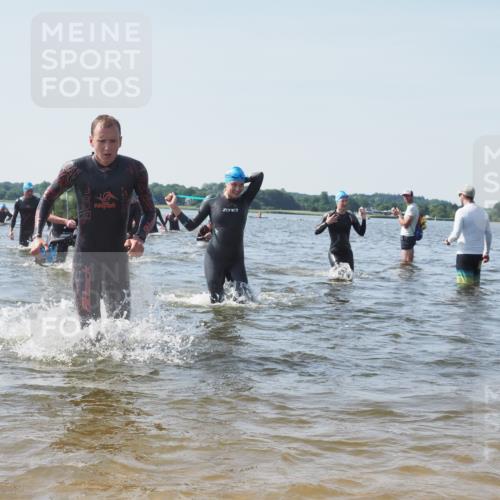 22.06.2025 - Viking Triathlon KatJ http://msf.ph/oto/8101639 22.06.2025 10:33:50 Schwimmen 5, 50, 75, 149, 184, 229, 242, 255, 304, 349, 438, 457, 478, 540 meine-sportfotos.de