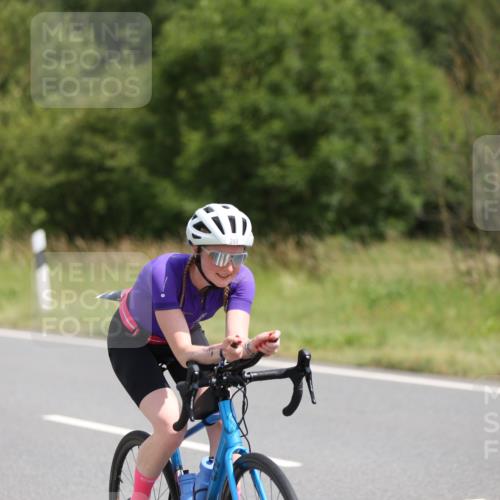 22.06.2025 - Viking Triathlon Yannick Fuchs http://msf.ph/oto/8101645 22.06.2025 12:04:51 Radfahren 9, 26, 80, 101, 170, 272, 273, 299, 362, 385, 496, 608 meine-sportfotos.de