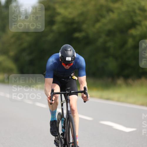 22.06.2025 - Viking Triathlon Yannick Fuchs http://msf.ph/oto/8101649 22.06.2025 11:25:58 Radfahren 29, 117, 325, 344, 451, 475, 499 meine-sportfotos.de