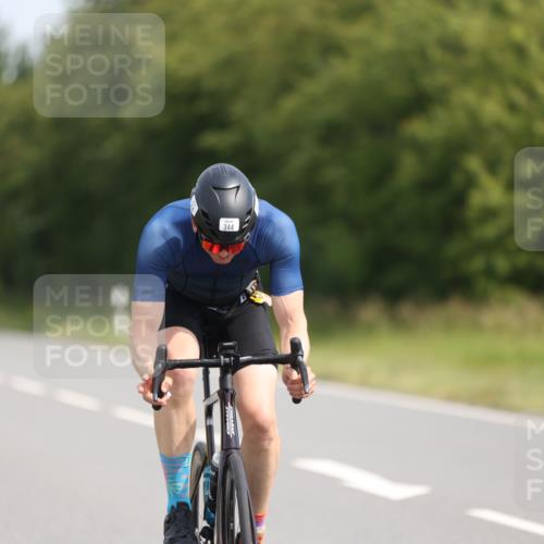 22.06.2025 - Viking Triathlon Yannick Fuchs http://msf.ph/oto/8101657 22.06.2025 11:25:58 Radfahren 29, 117, 325, 344, 451, 475, 499 meine-sportfotos.de