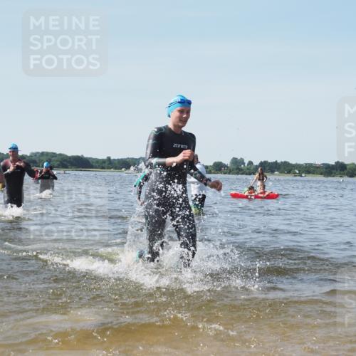22.06.2025 - Viking Triathlon KatJ http://msf.ph/oto/8101678 22.06.2025 10:33:53 Schwimmen 5, 50, 75, 149, 184, 229, 242, 349, 438, 478, 532, 540 meine-sportfotos.de